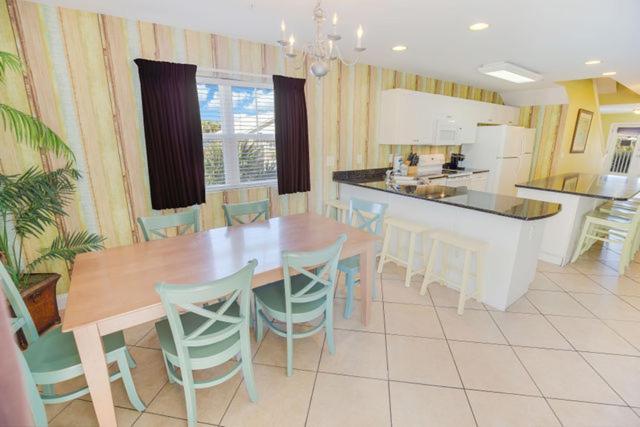 Stunning 8 Bedroom New Updates, Walk To Beach Bars, Main Street Myrtle Beach Kültér fotó